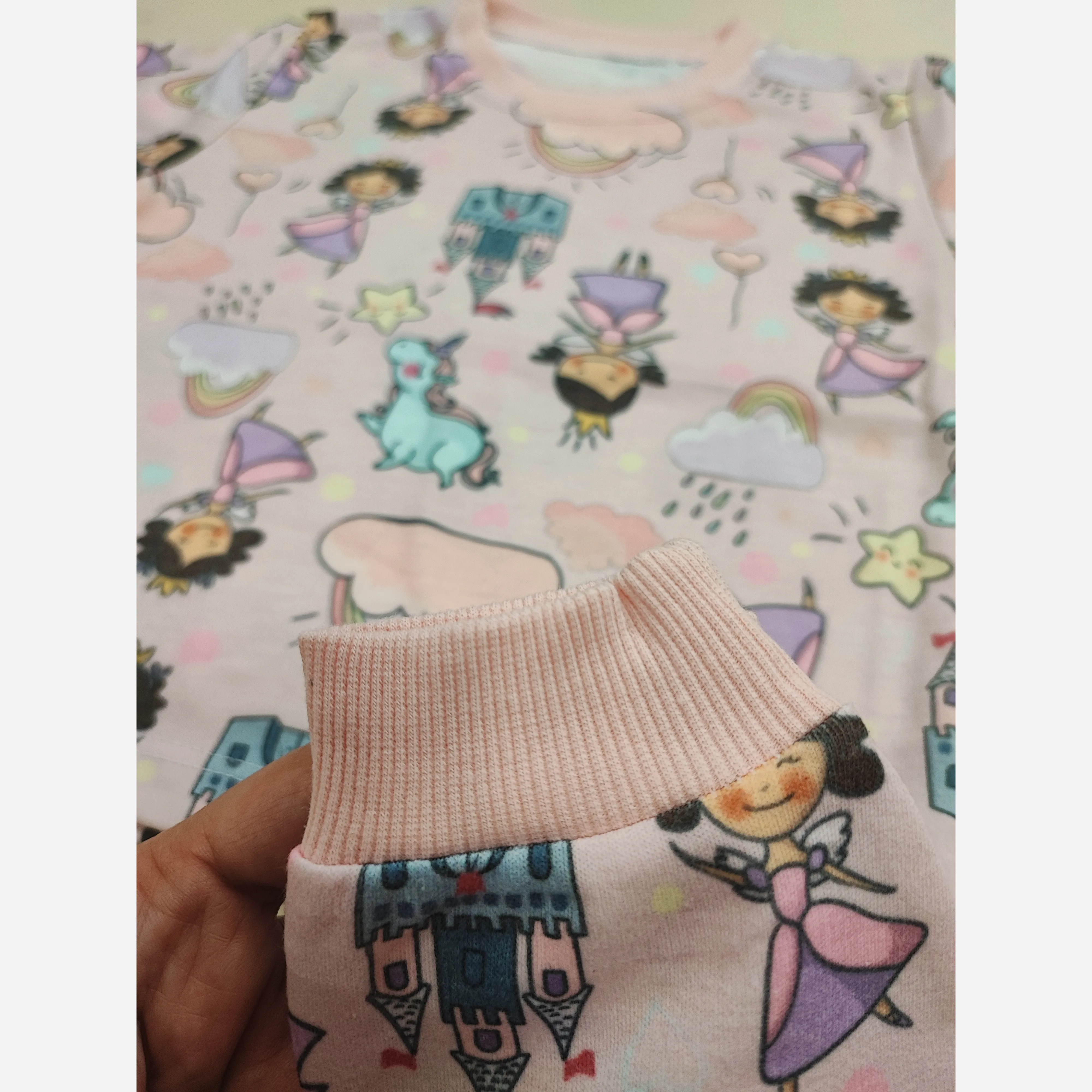ست بلوز و شلوار راحتی دخترانه طرح پرنسس و اسب تک شاخ