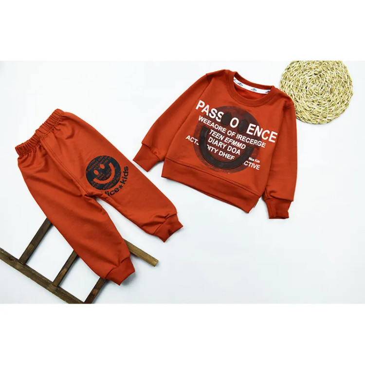 بلوز شلوار پسرانه طرح لبخند جنس پنبه ای مناسب پاییز و زمستان