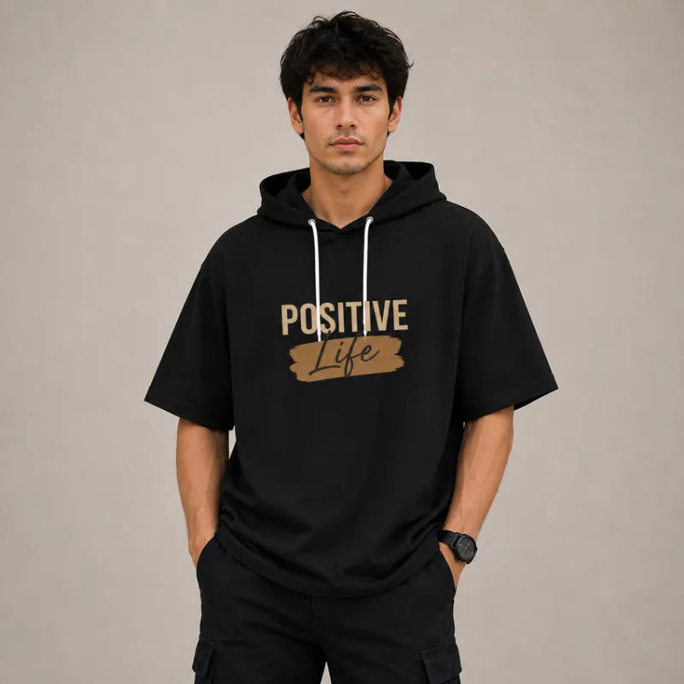 تی شرت مردانه کلاهدار پنبه ای طرح حروف مدل positive
