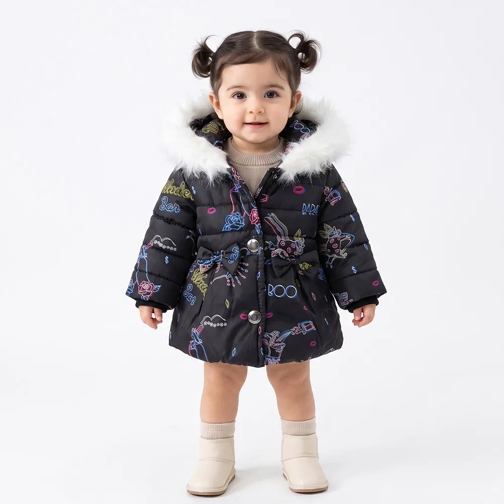 کاپشن دخترانه مشکی طرح دار با شال گردن و آستر خز سایز کوچک