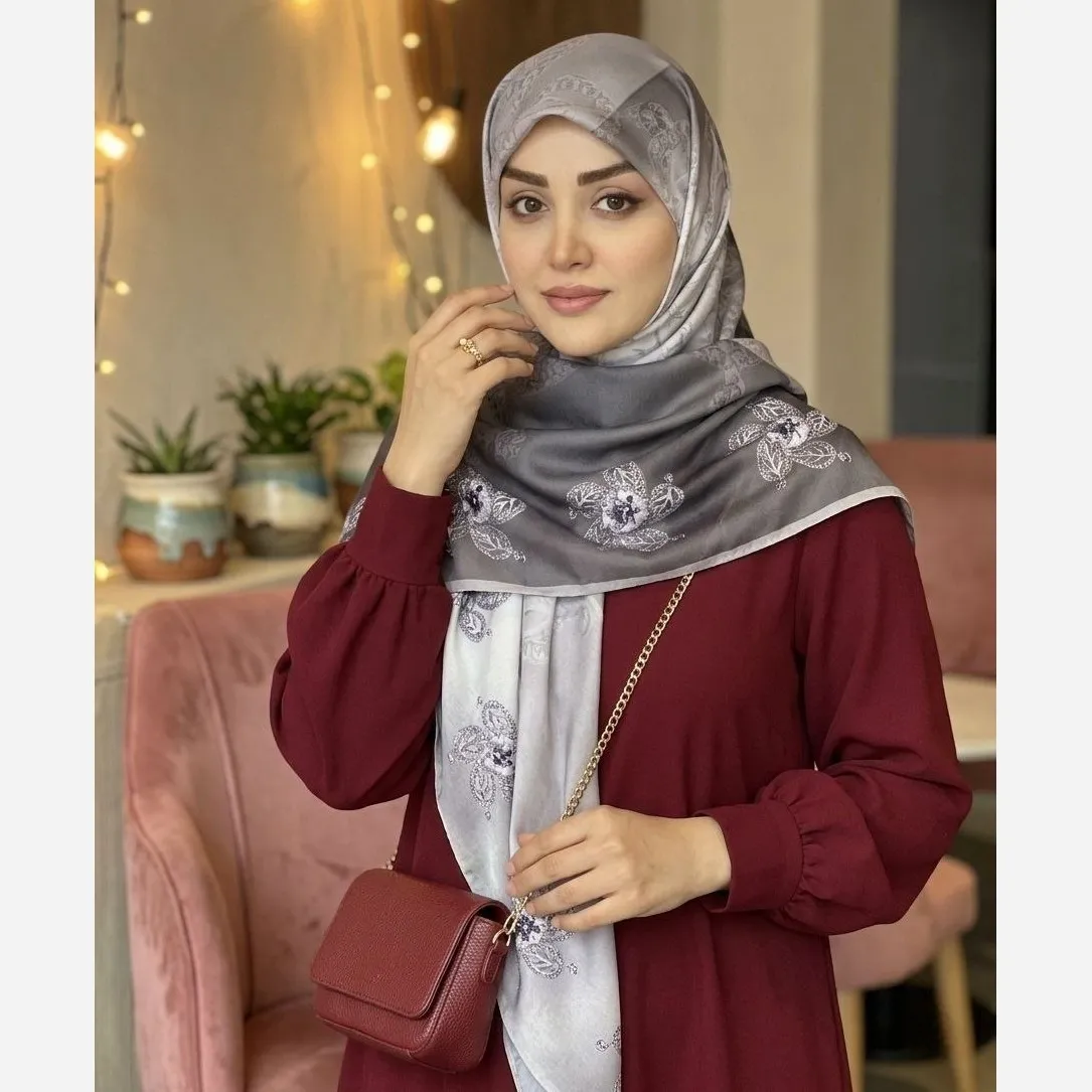 روسری نخ کاستوم طرح طناز قواره 140 سانتیمتر