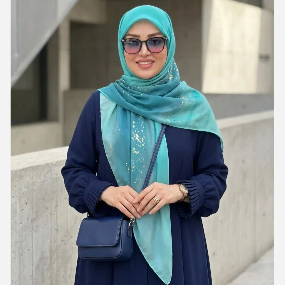 روسری نخی کاستوم طرح رزین فیروزه قواره بزرگ 140 سانت چرخ دوز
